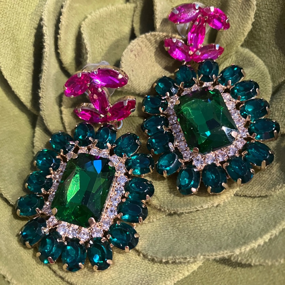 High Fashion Gorgeous Pink and Green Gemstone Earrings - Picture 4 of 8
